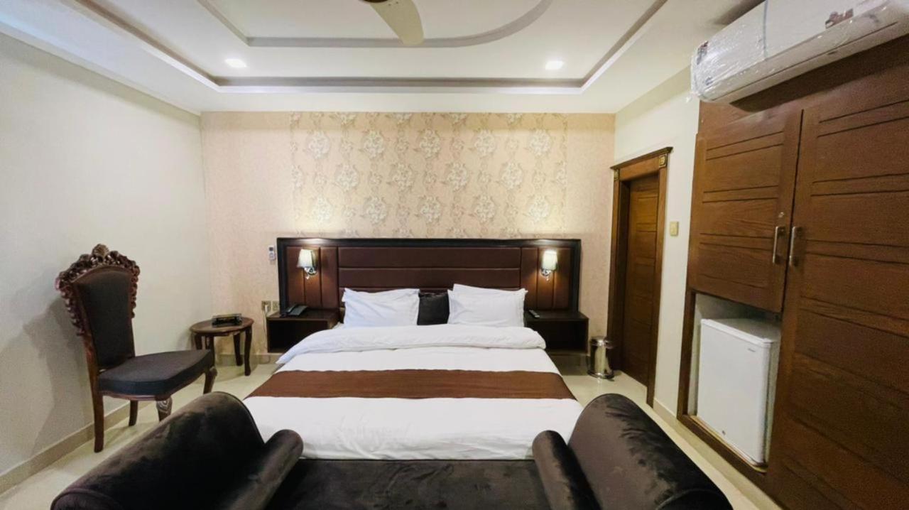 Golden Sand Hotel Rahim Yar Khan Exterior foto